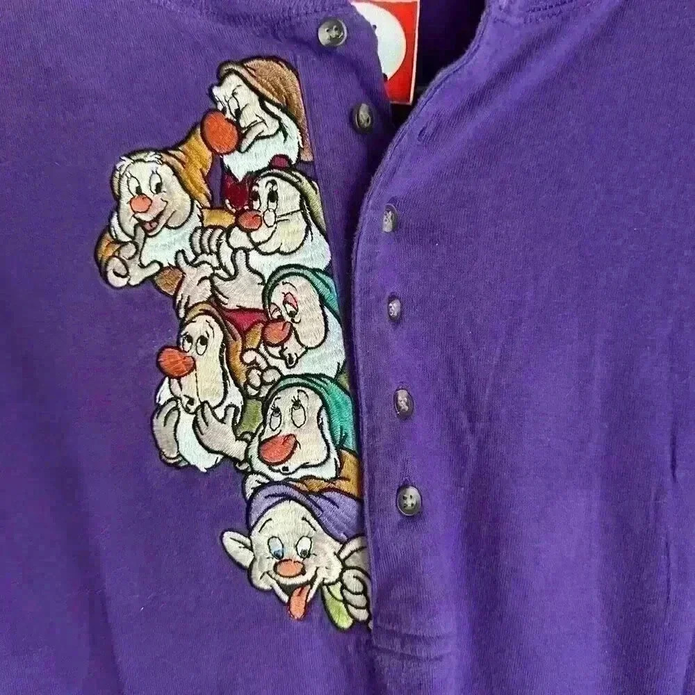 Vintage 90s Disney Embroidery sweater Seven Dwarfs Size L - Picture 2 of 4